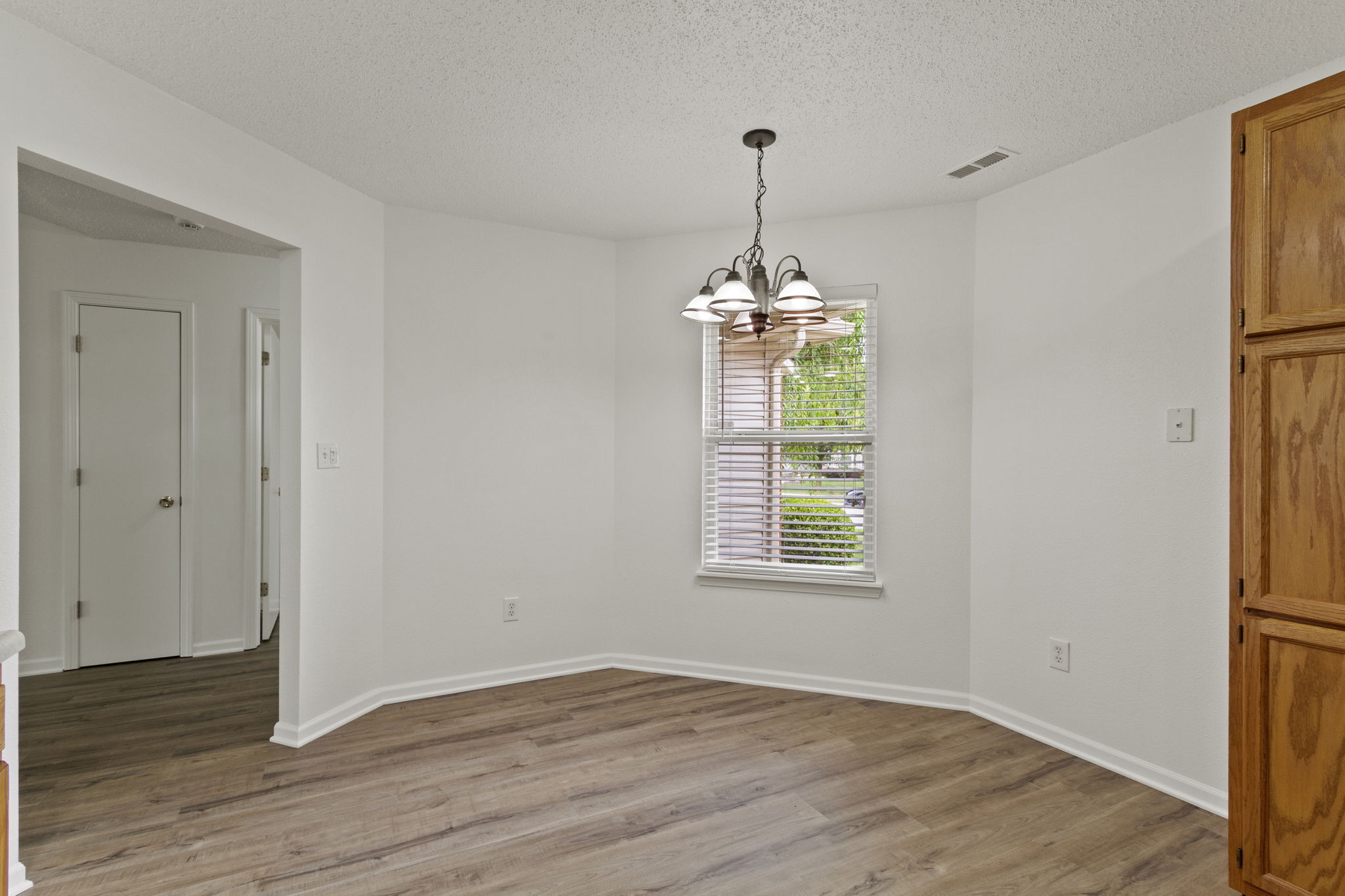 12210 Running Springs Road Fishers, IN 46037 - Photo 8 of 42 Gallery Image 8