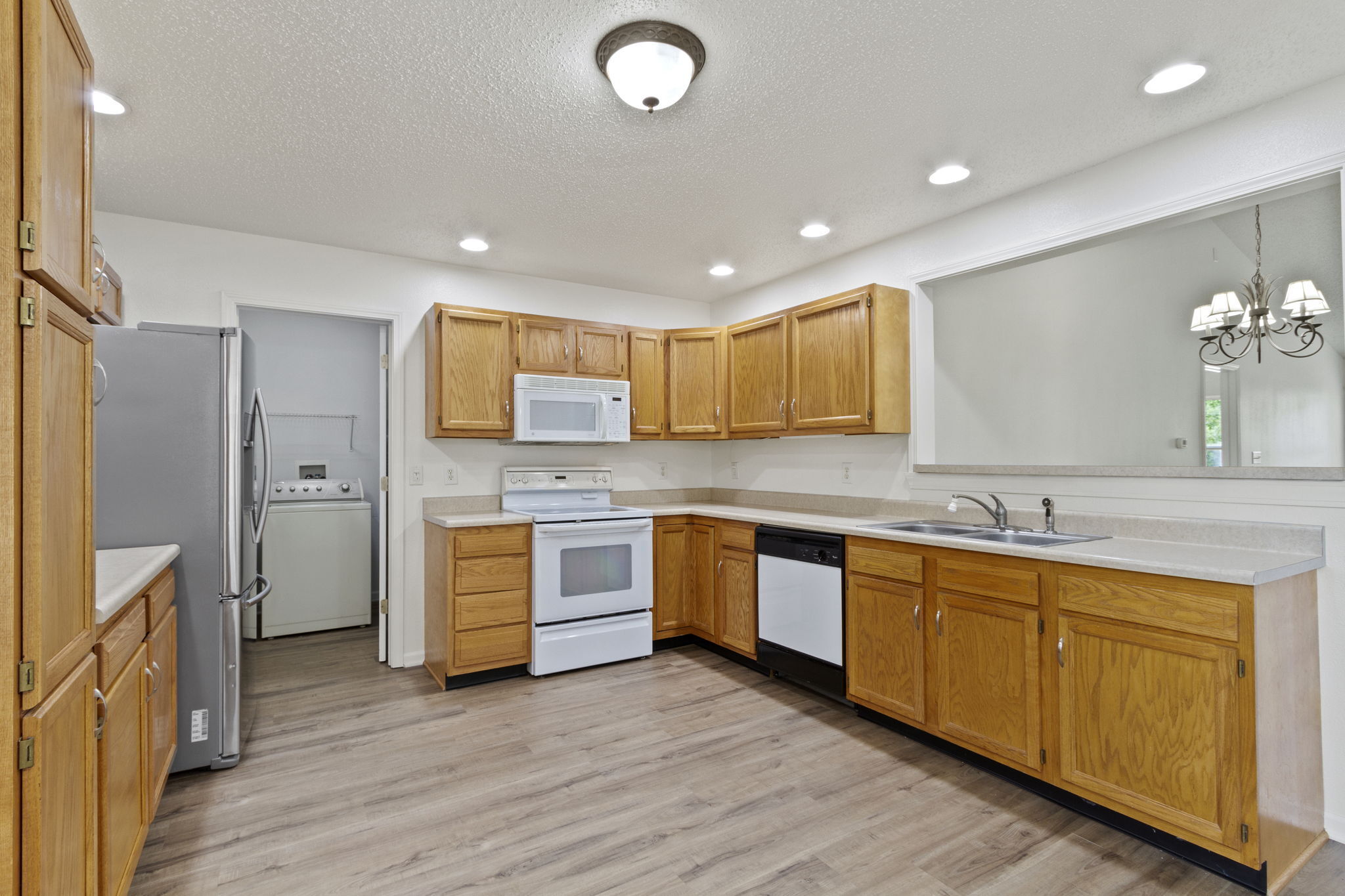12210 Running Springs Road Fishers, IN 46037 - Photo 10 of 42 Gallery Image 10