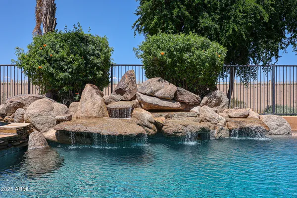 $6,450 | 17813 North 57th Place, Scottsdale, AZ 85254