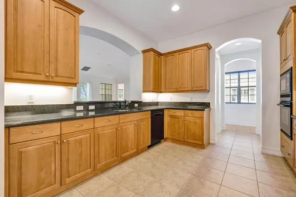 $6,000 | 359 Chambord Terrace, Palm Beach Gardens, FL 33410