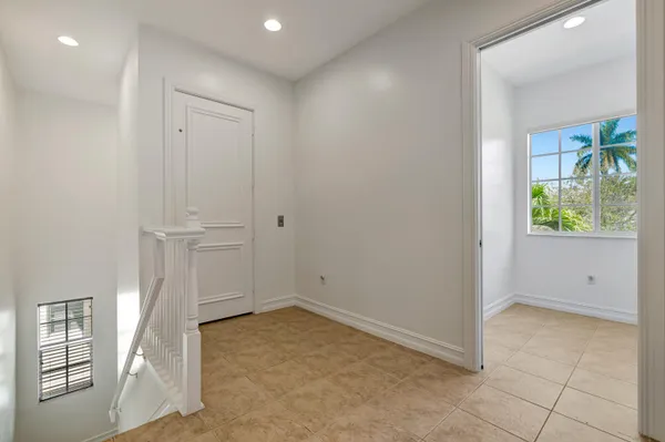 $6,000 | 359 Chambord Terrace, Palm Beach Gardens, FL 33410