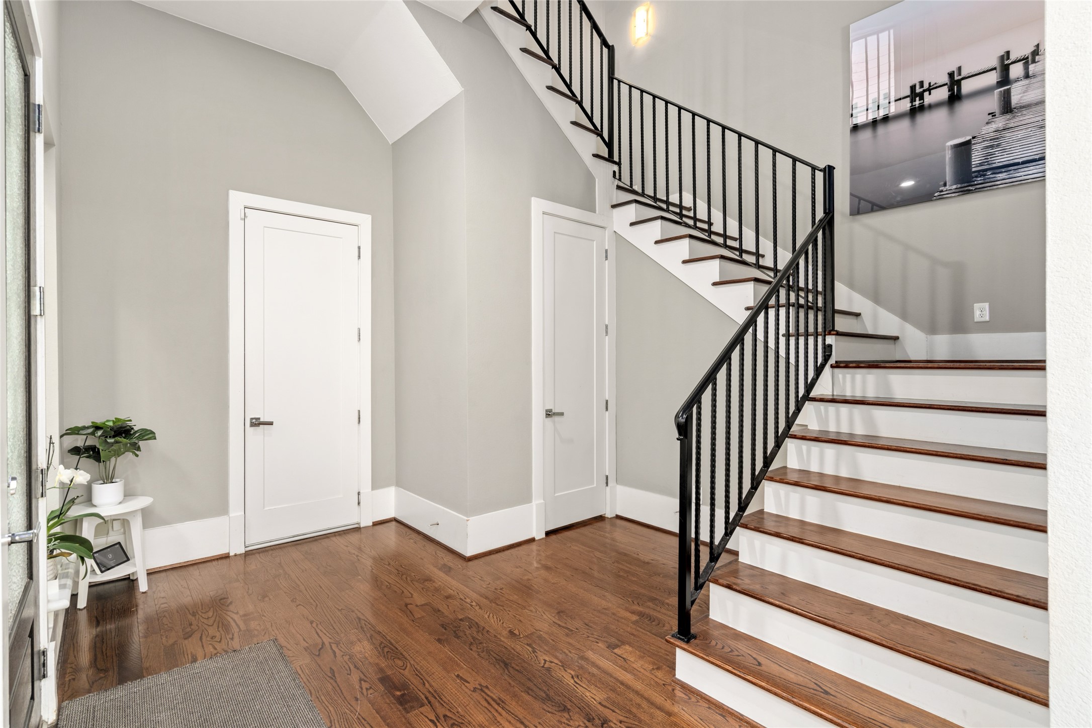 1605 Knox Street, Unit B Houston, TX 77007 - Photo 5 of 28 a view of entryway with wooden floor and stairs