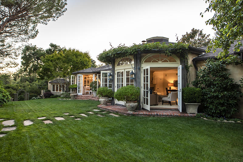 860 Ashley Road Montecito, CA 93108 - Photo 19 of 34 19-860 AshleyRd__26