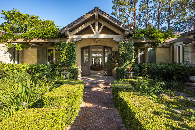 860 Ashley Road Montecito, CA 93108 - Photo 4 of 34 03-860 AshleyRd_20