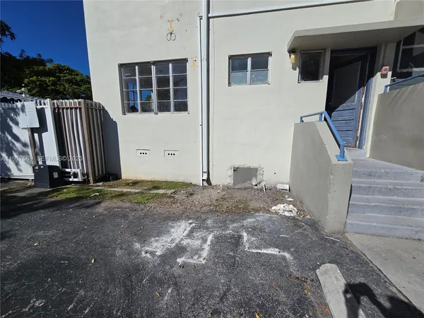 $190,000 | 660 84th Street, Unit 39, Miami Beach, FL 33141