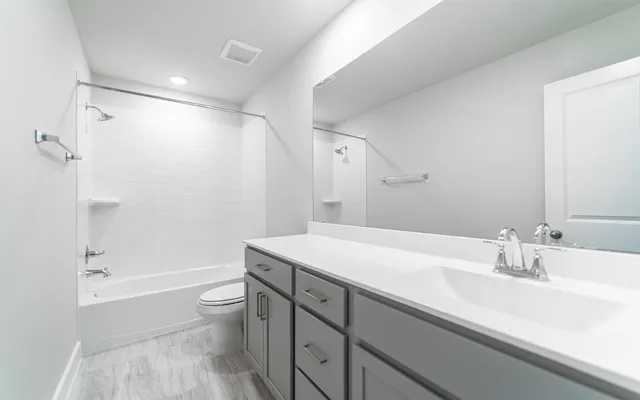 $550,000 | 8915 Rose Jade Drive, Iowa Colony, TX 77583