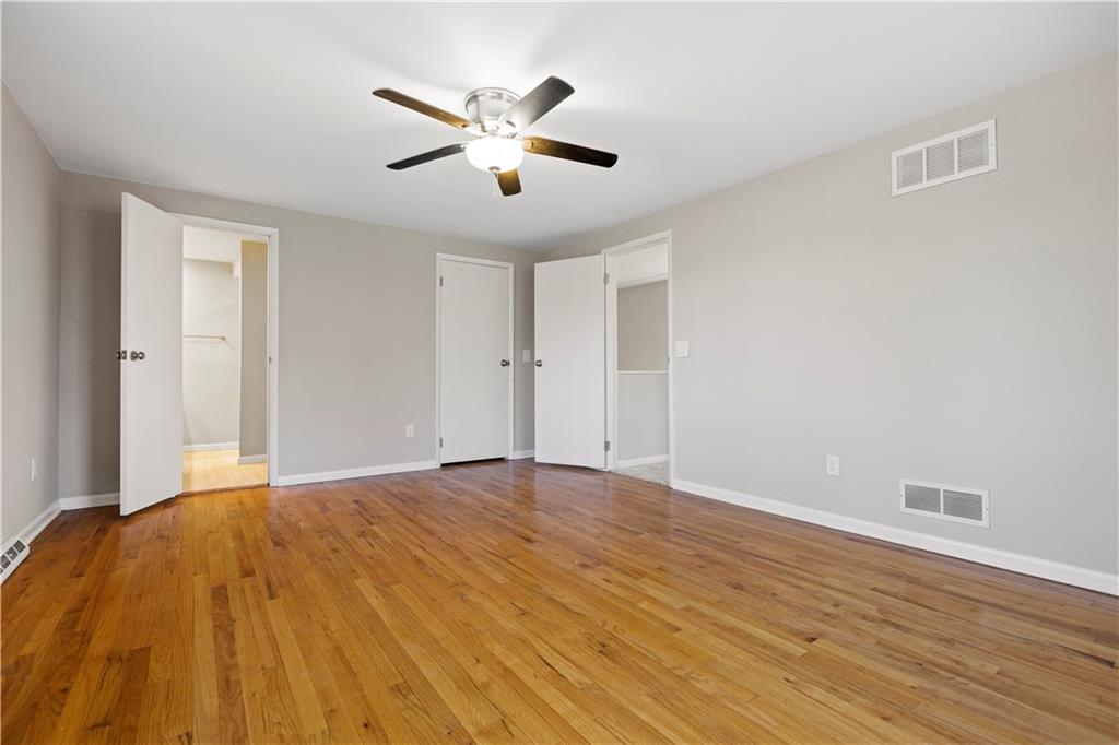 9811 Woodland Road North Pittsburgh, PA 15237 - Photo 14 of 23 Gallery Image 14
