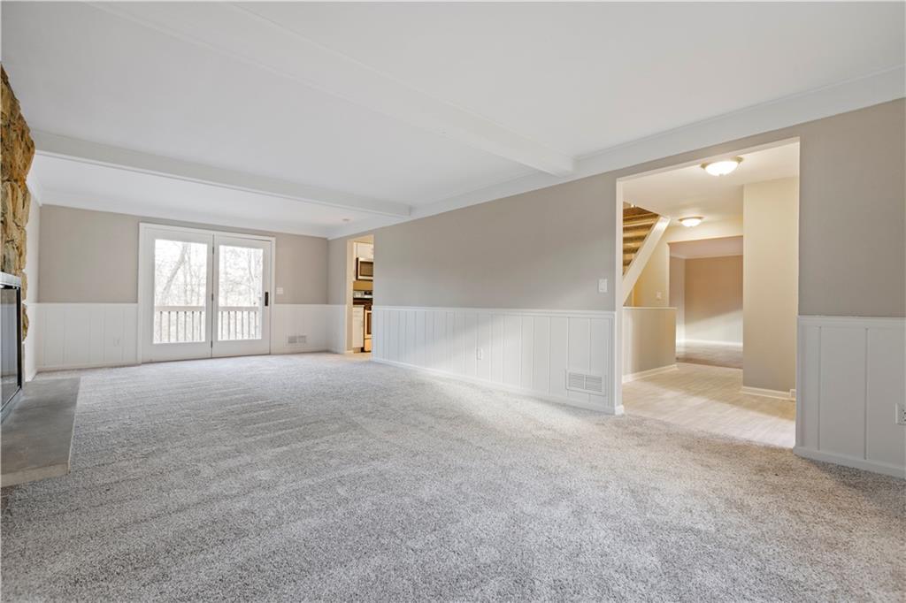 9811 Woodland Road North Pittsburgh, PA 15237 - Photo 5 of 23 Gallery Image 5