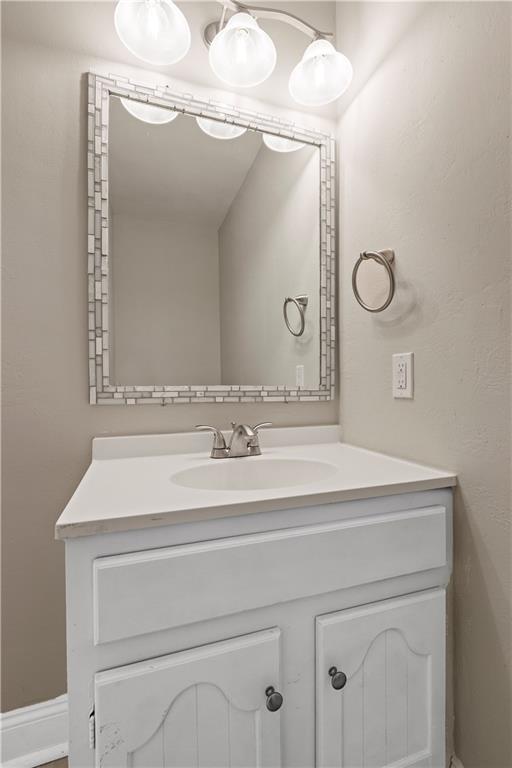 9811 Woodland Road North Pittsburgh, PA 15237 - Photo 8 of 23 Gallery Image 8