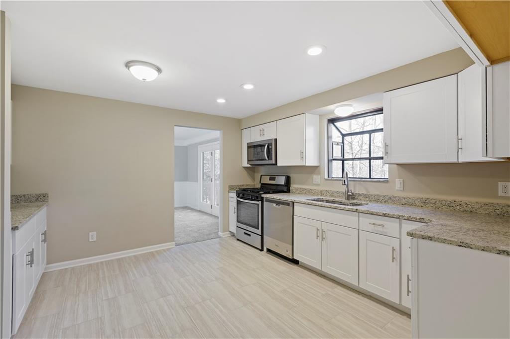 9811 Woodland Road North Pittsburgh, PA 15237 - Photo 9 of 23 Gallery Image 9