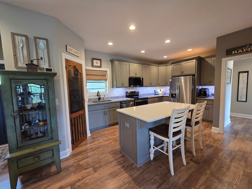 958 New Forest Road Young Harris, GA 30582 - Photo 15 of 73