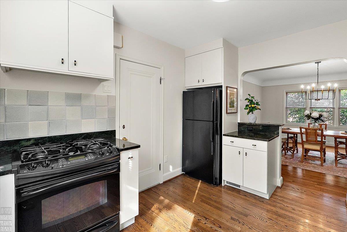 752-754 Neff Road Grosse Pointe, MI 48230 - Photo 8 of 34 Gallery Image 8