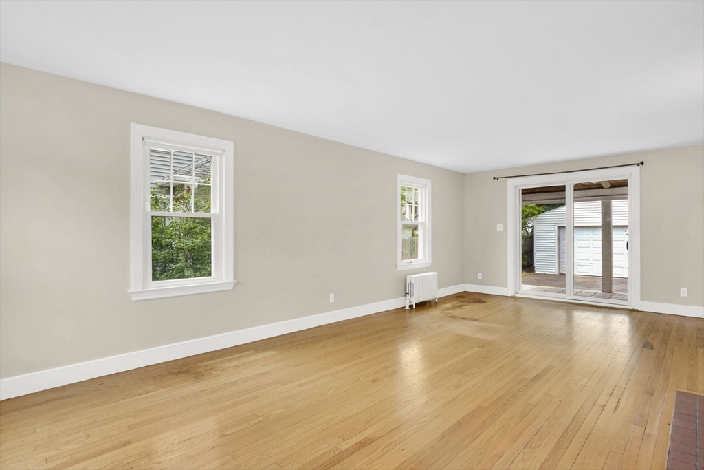 82 Biltmore Street Springfield, MA 01108 - Photo 14 of 39
