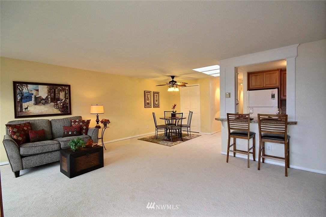 740 North 32nd Street, Unit 4 Renton, WA 98056 - Photo 10 of 19