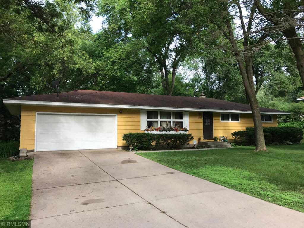 12970 Rutledge Circle Minnetonka, MN 55305 - Photo 1 of 1