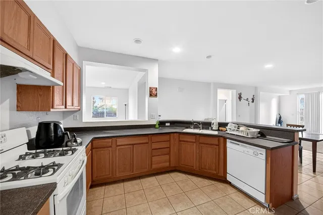 $450,000 | 16649 Denham Lane, Victorville, CA 92395