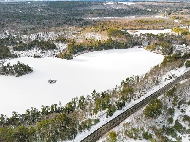 $130,000 | 915 Augusta Road, Belgrade, ME 04917