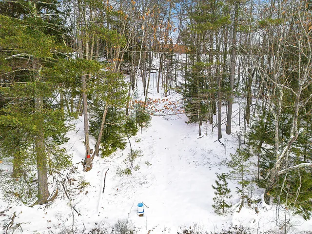 $130,000 | 915 Augusta Road, Belgrade, ME 04917