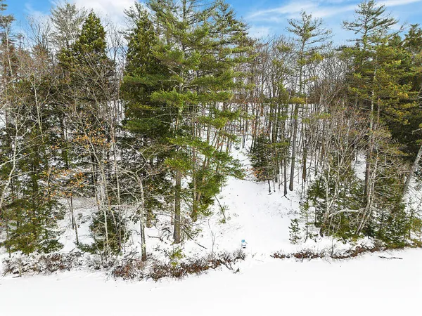 $130,000 | 915 Augusta Road, Belgrade, ME 04917