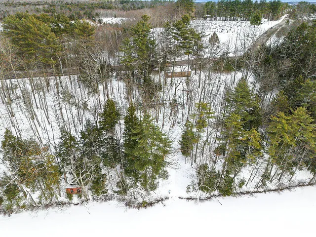 $130,000 | 915 Augusta Road, Belgrade, ME 04917