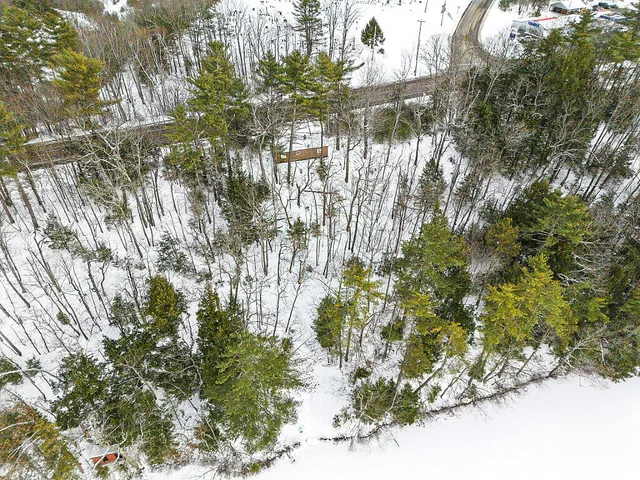 $130,000 | 915 Augusta Road, Belgrade, ME 04917