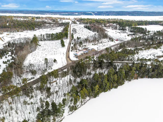 $130,000 | 915 Augusta Road, Belgrade, ME 04917