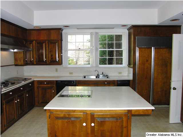 16 Country Club Road Birmingham, AL 35213 - Photo 4 of 32