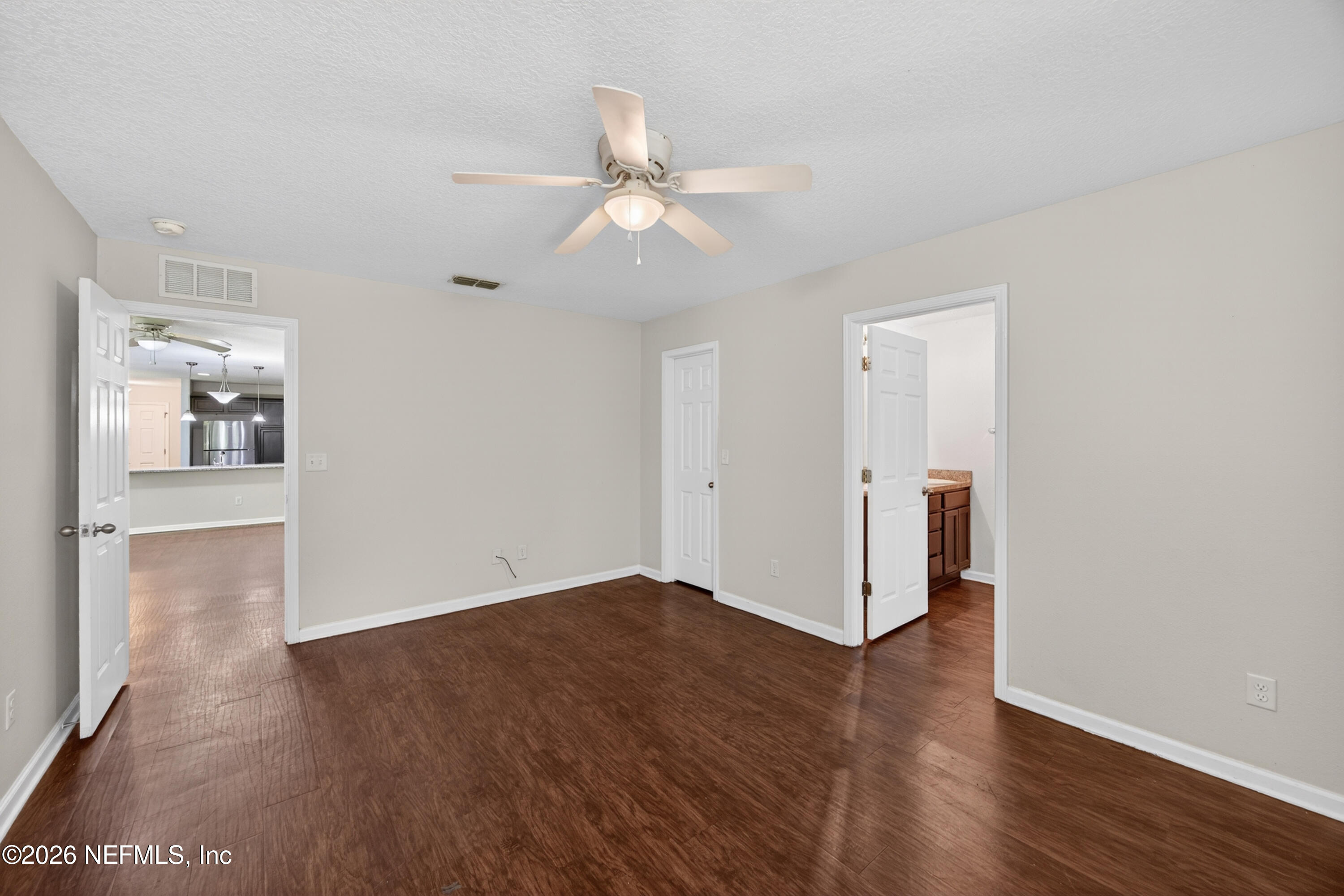 3029 Bessent Road Jacksonville, FL 32218 - Photo 17 of 32 17-Primary Bedroom 4