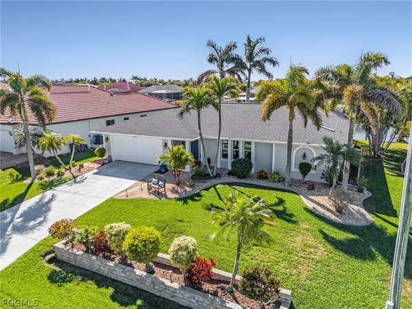 $849,900 | 2610 Southwest 37th Terrace, Cape Coral, FL 33914
