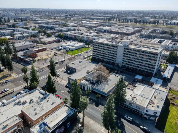 $520,000 | 1821 Van Ness Avenue, Fresno, CA 93721