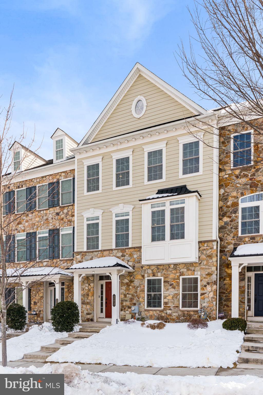 203 Patriots Path Malvern, PA 19355 - Photo 4 of 59