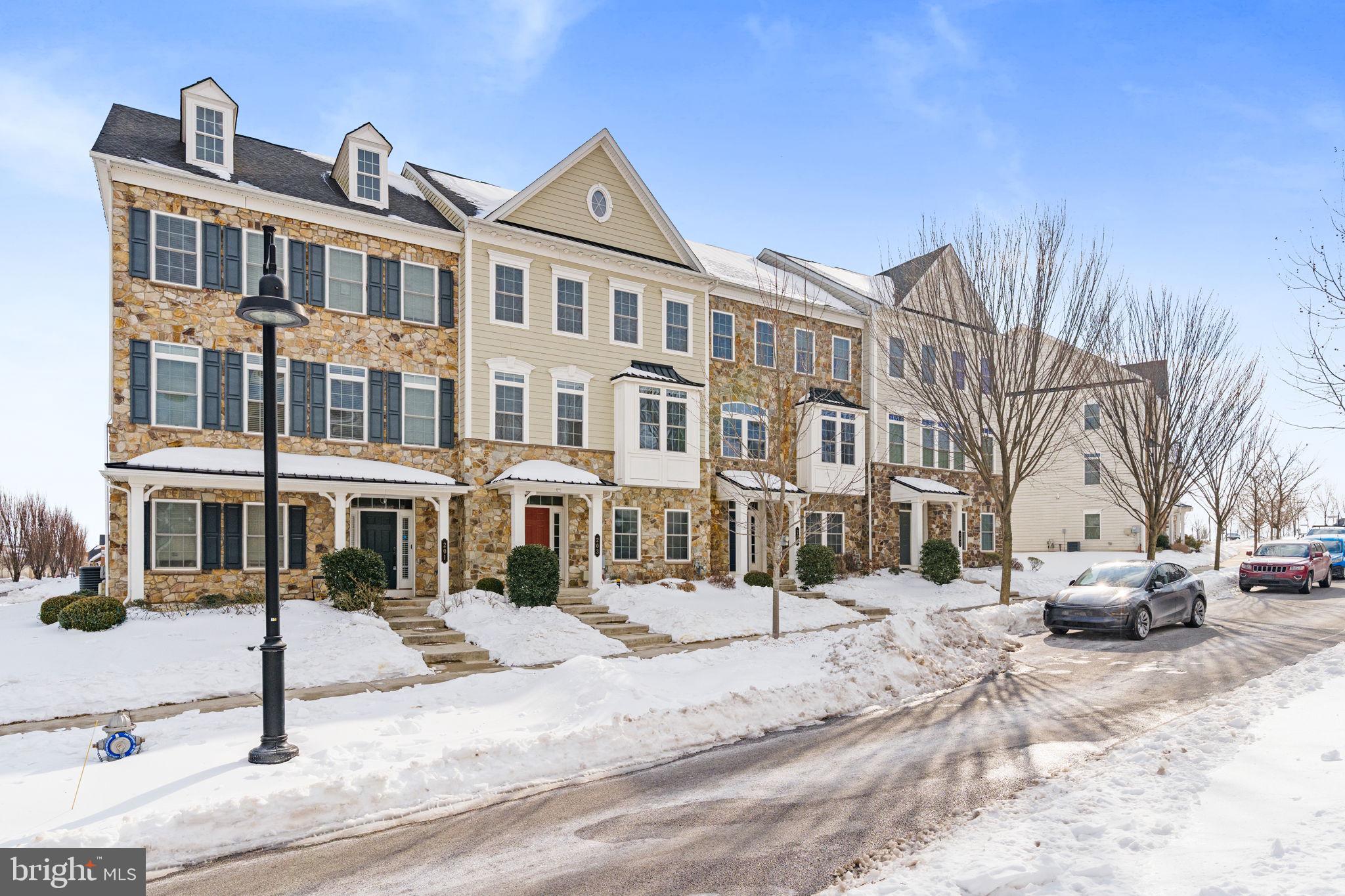 203 Patriots Path Malvern, PA 19355 - Photo 5 of 59