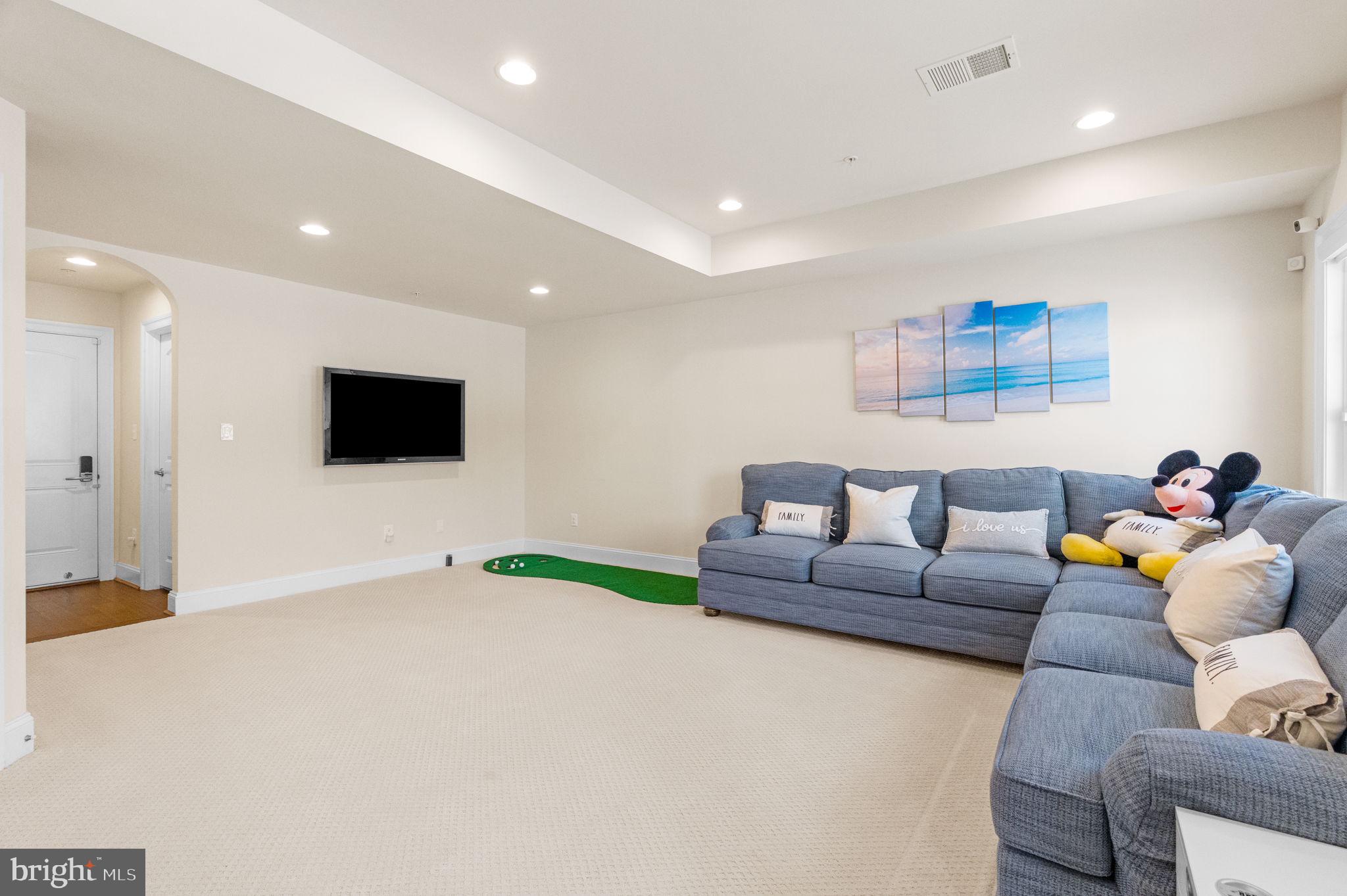 203 Patriots Path Malvern, PA 19355 - Photo 9 of 59