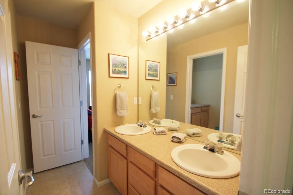 10798 Hickory Ridge Street Highlands Ranch, CO 80126 - Photo 20 of 30 Gallery Image 20