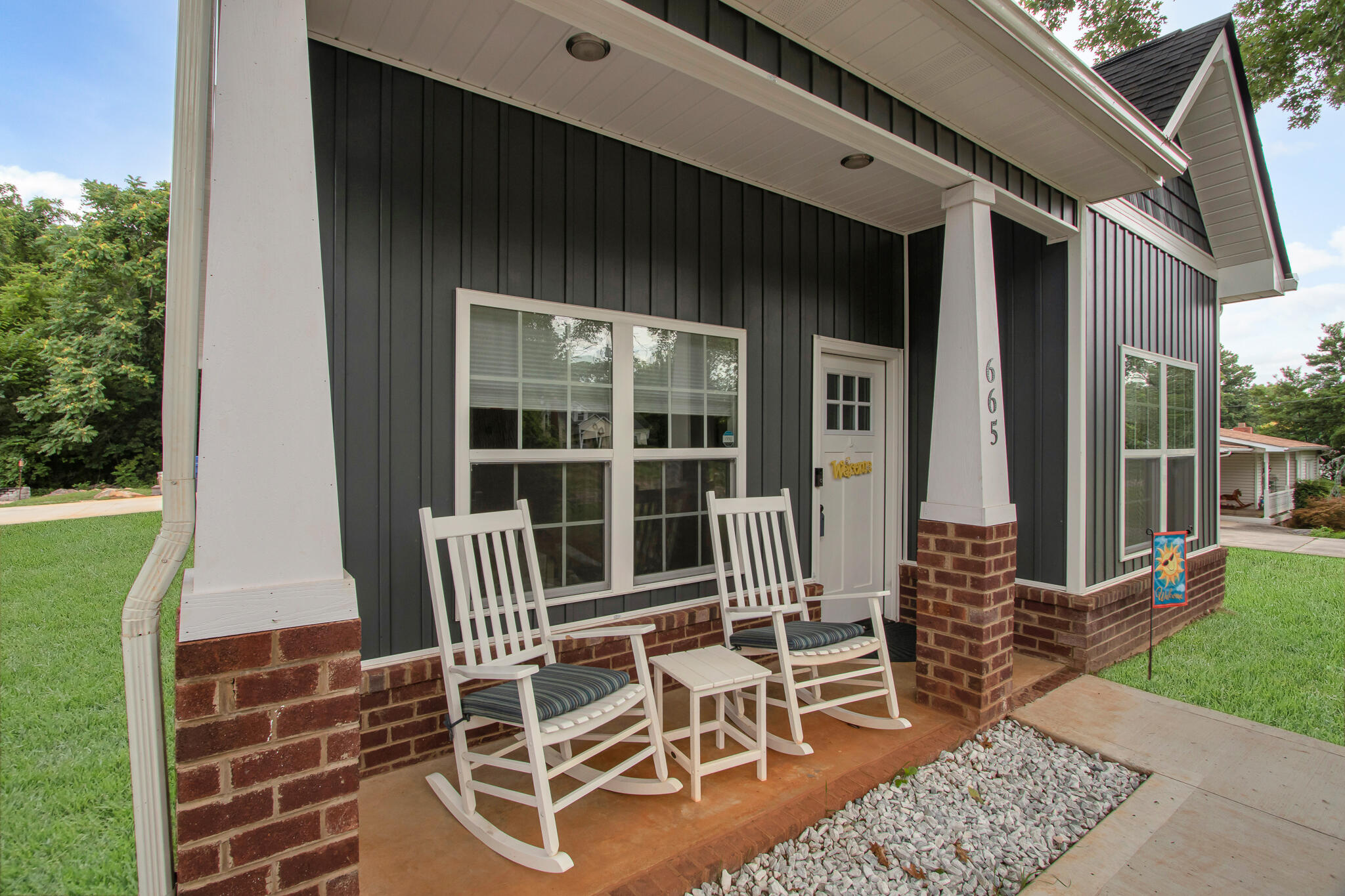 665 North Wright Road Alcoa, TN 37701 - Photo 22 of 26 Covered Porch