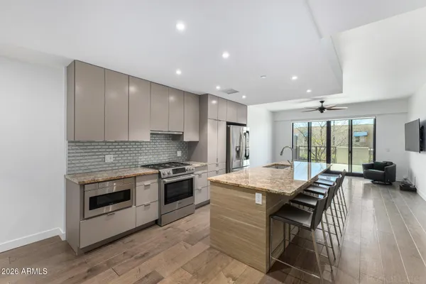 $500,000 | 2300 East Campbell Avenue, Unit 104, Phoenix, AZ 85016