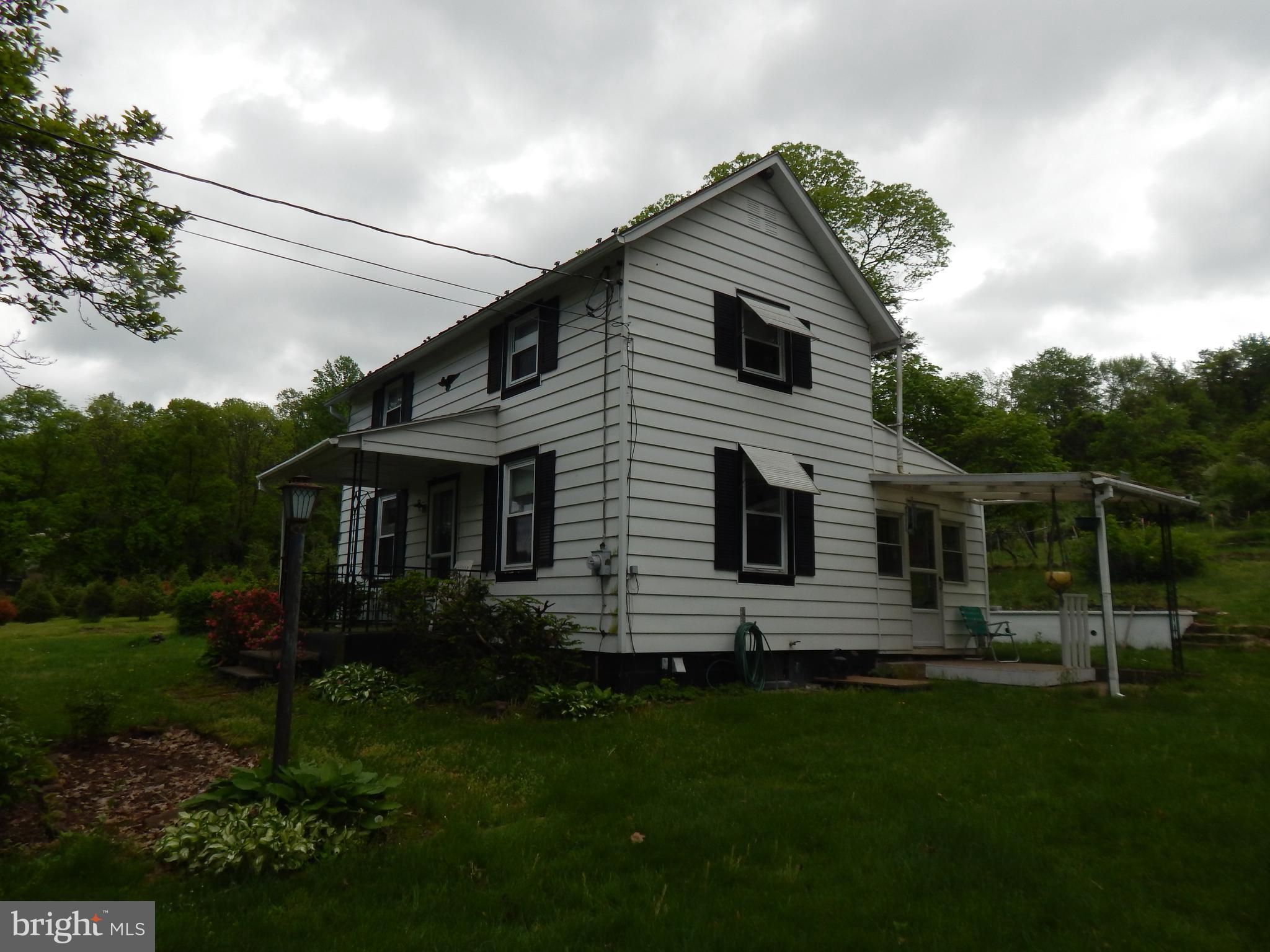 354 Westley Road Mohnton, PA 19540 - Photo 4 of 49 Gallery Image 4