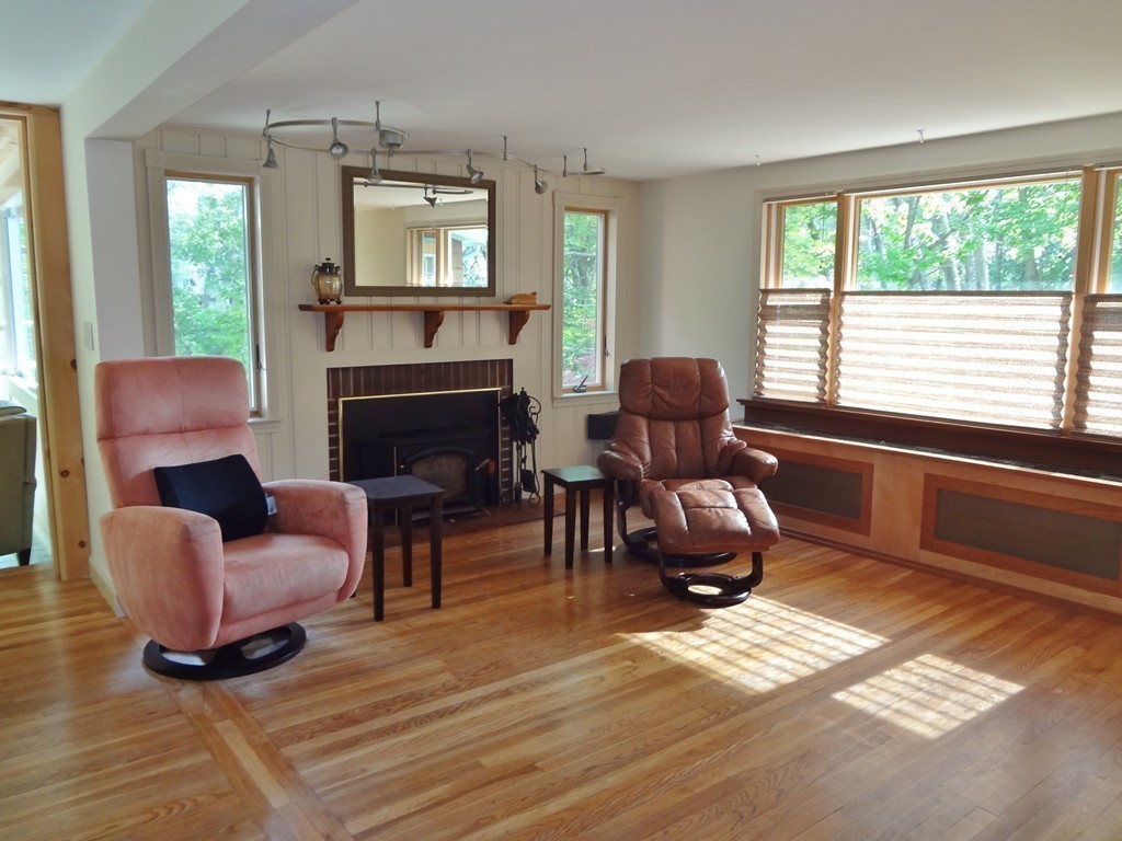 20 Cooper Road Natick, MA 01760 - Photo 7 of 30 Gallery Image 7