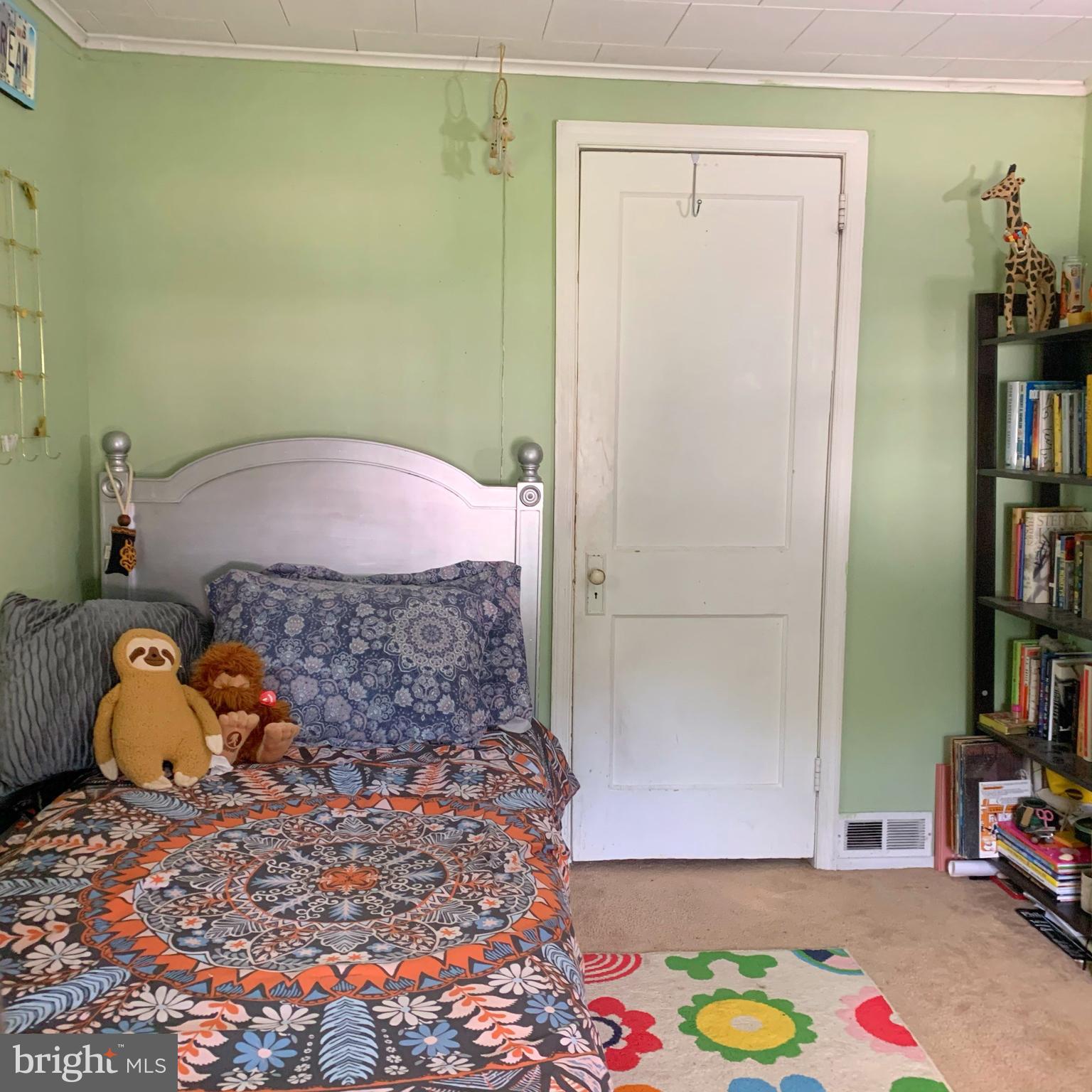738 Thorndale Road Aldan, PA 19018 - Photo 16 of 27 Gallery Image 16