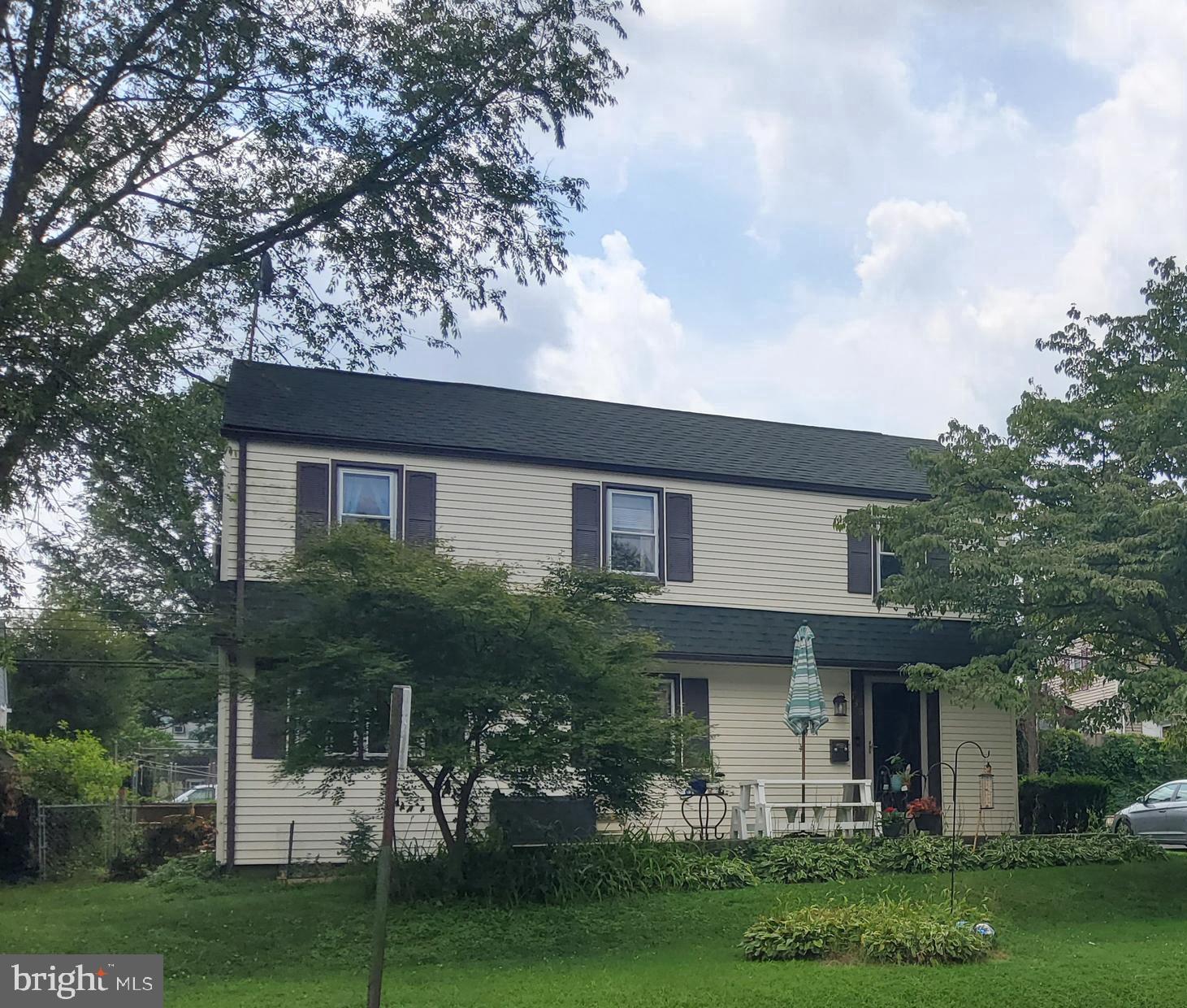 738 Thorndale Road Aldan, PA 19018 - Photo 3 of 27 Gallery Image 3
