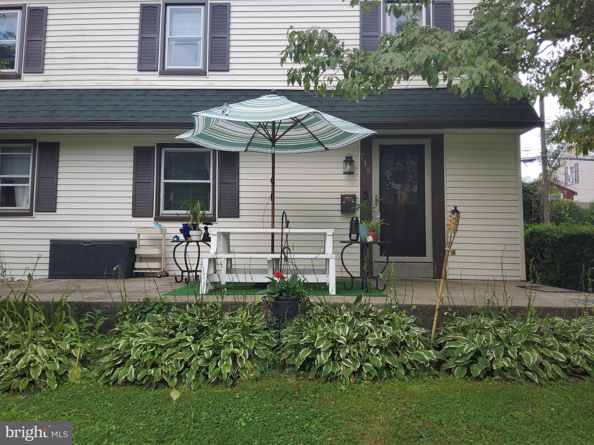 738 Thorndale Road Aldan, PA 19018 - Photo 4 of 27 Gallery Image 4