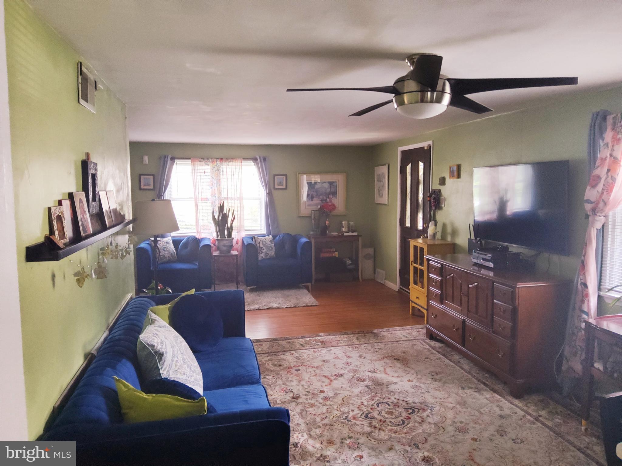 738 Thorndale Road Aldan, PA 19018 - Photo 5 of 27 Gallery Image 5