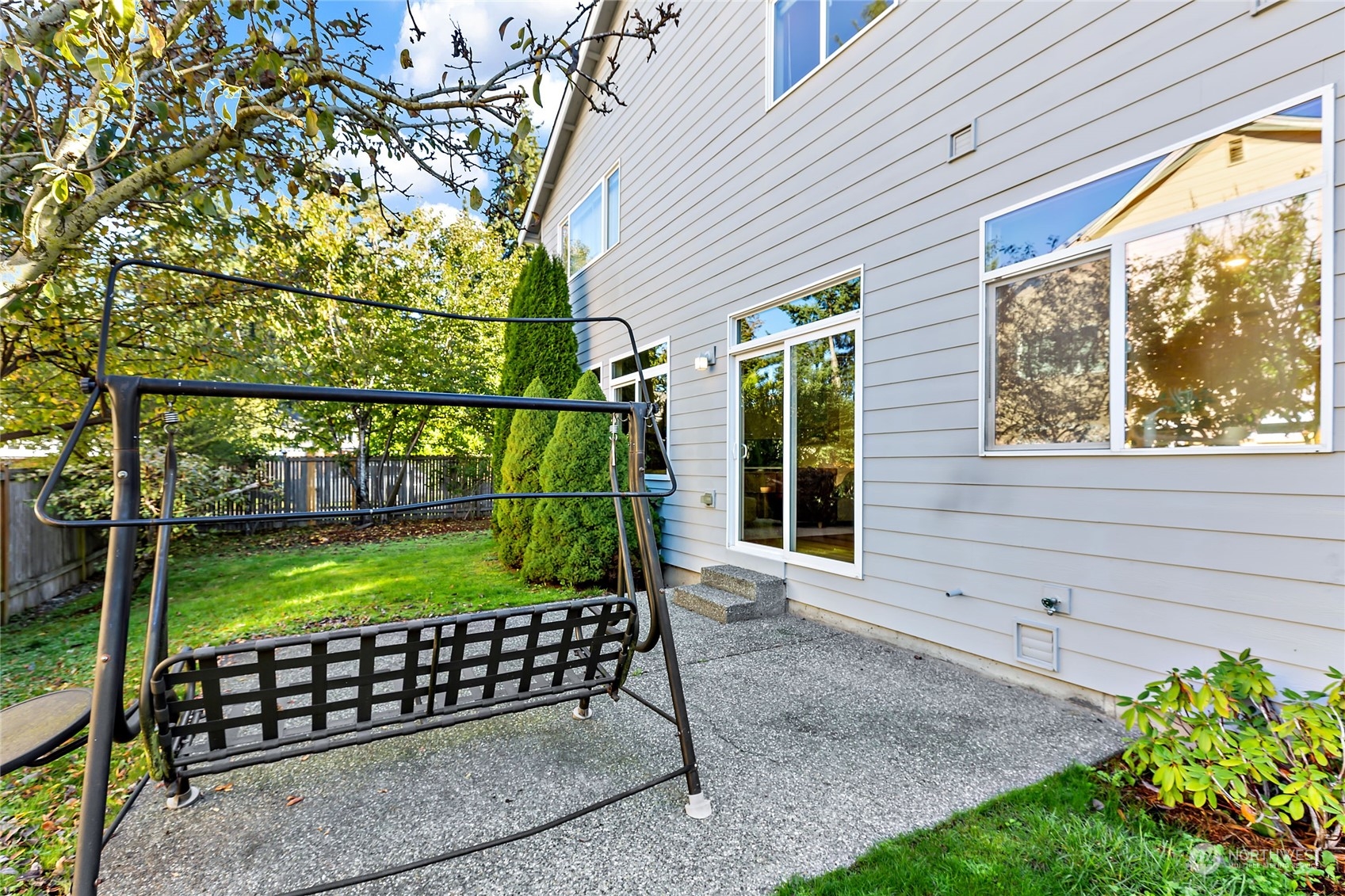 133 185th Place Southwest Bothell, WA 98012 - Photo 30 of 32 a view of a backyard with a garden