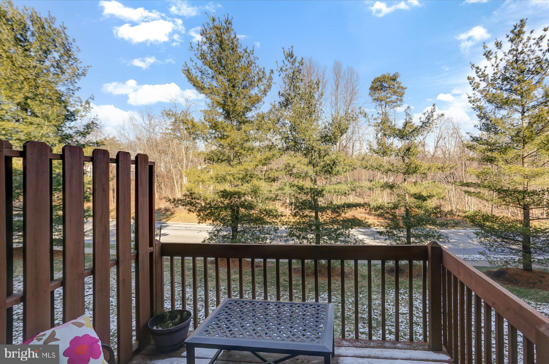 2211 Ionoff Road Harrisburg, PA 17110 - Photo 30 of 35 Deck