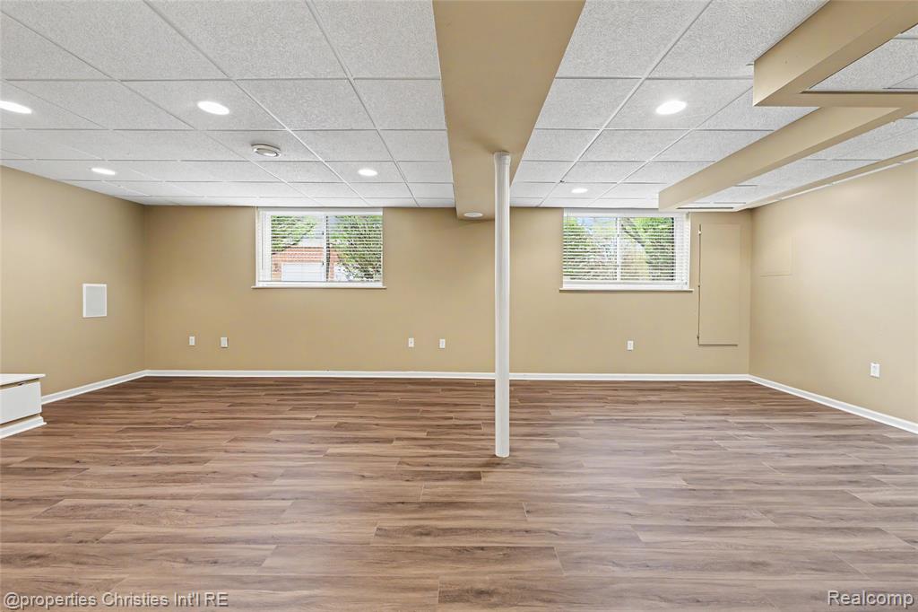 1811 Blue Grass Drive Rochester, MI 48306 - Photo 25 of 39