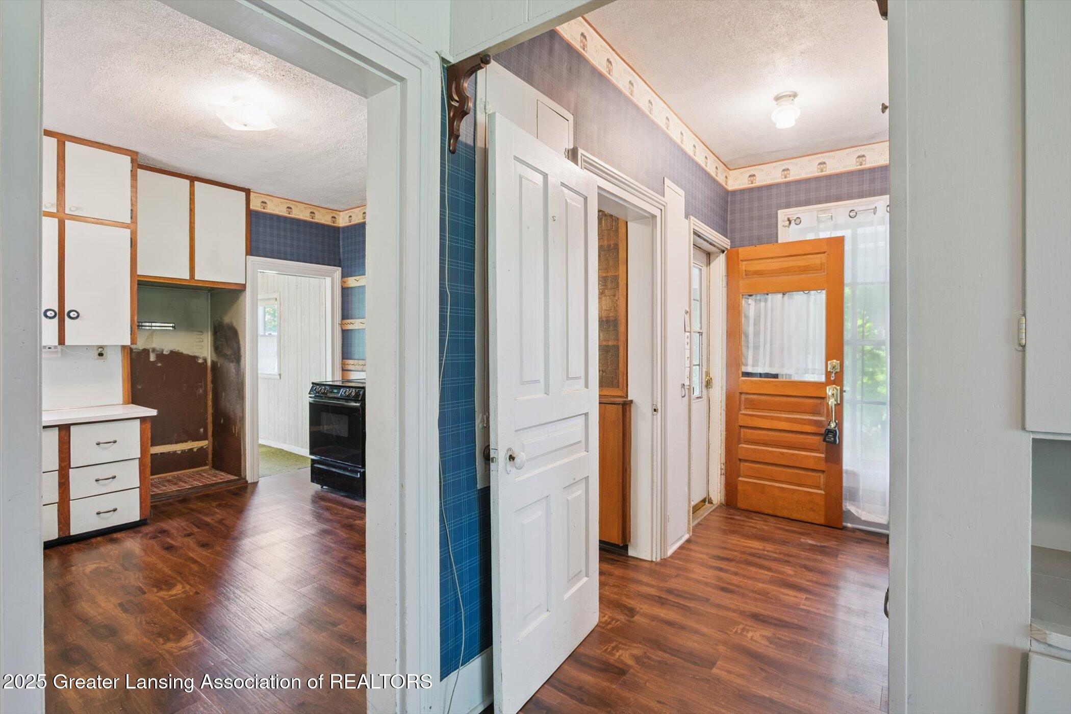 4783 South Stine Road Charlotte, MI 48813 - Photo 10 of 64 07-4783-S-Stine-Rd-Charlotte-MI-48813-Wi