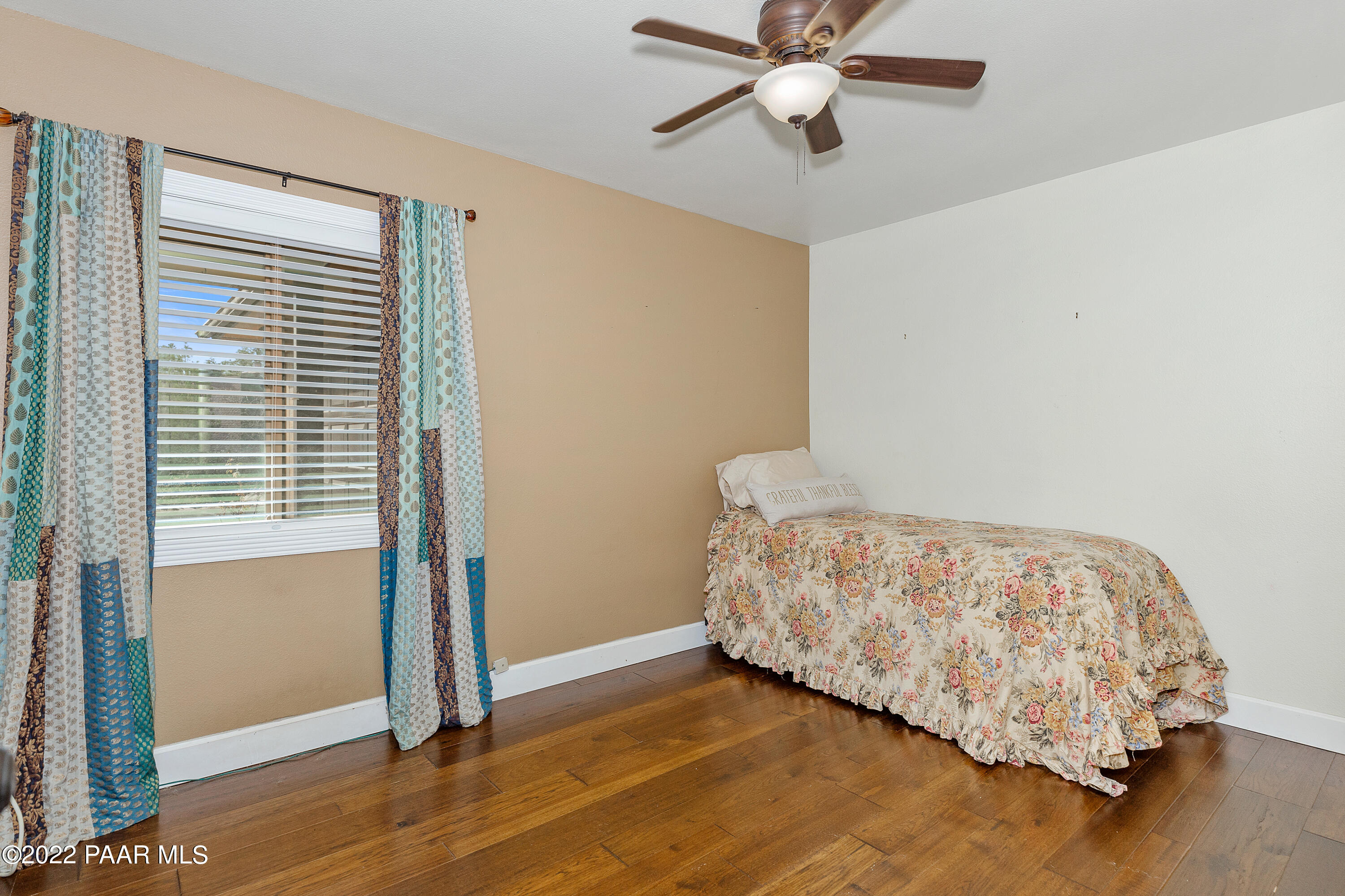 1828 Meadowbrook Road Prescott, AZ 86303 - Photo 11 of 23 GUEST BEDROOM