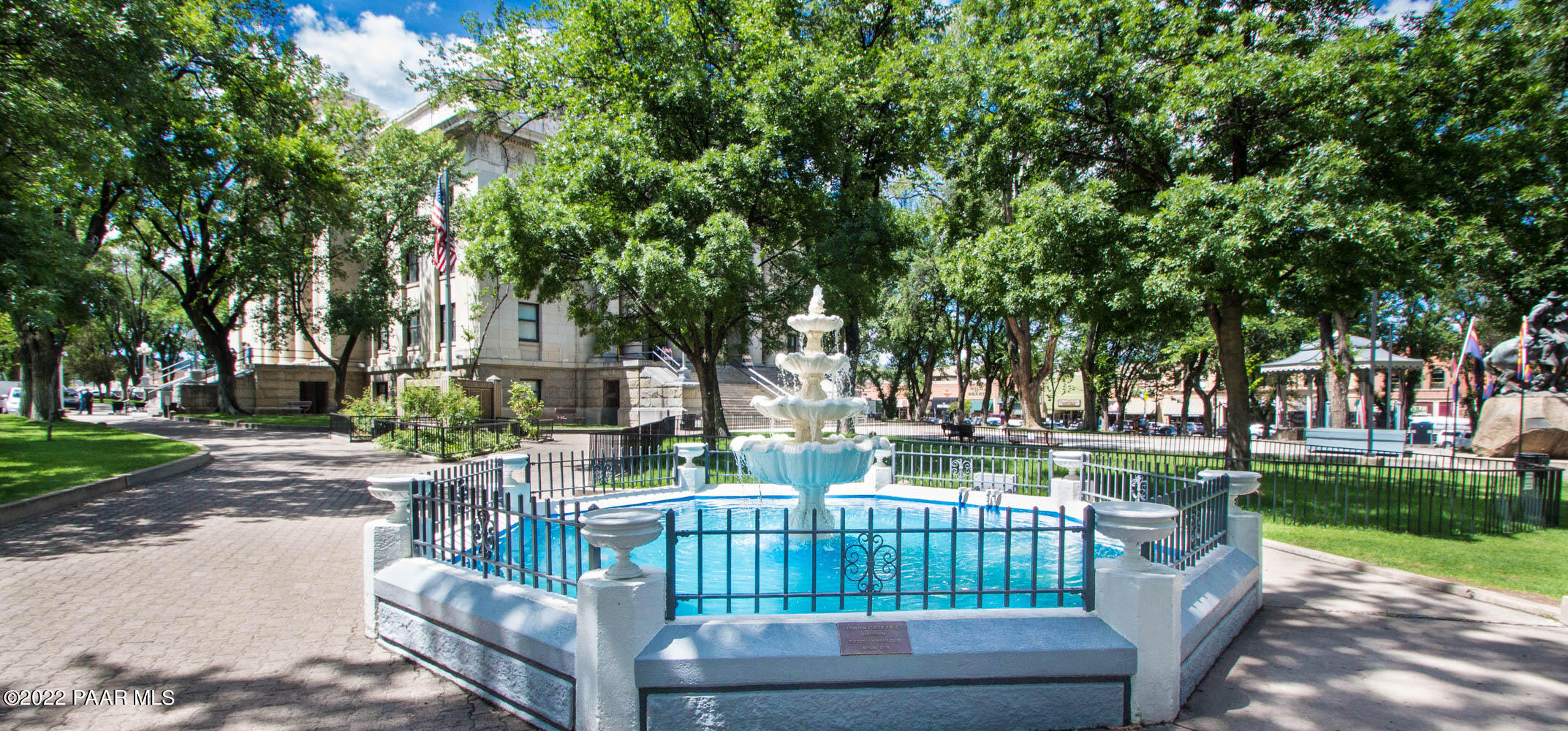 1828 Meadowbrook Road Prescott, AZ 86303 - Photo 19 of 23 Downtown photo of fountain