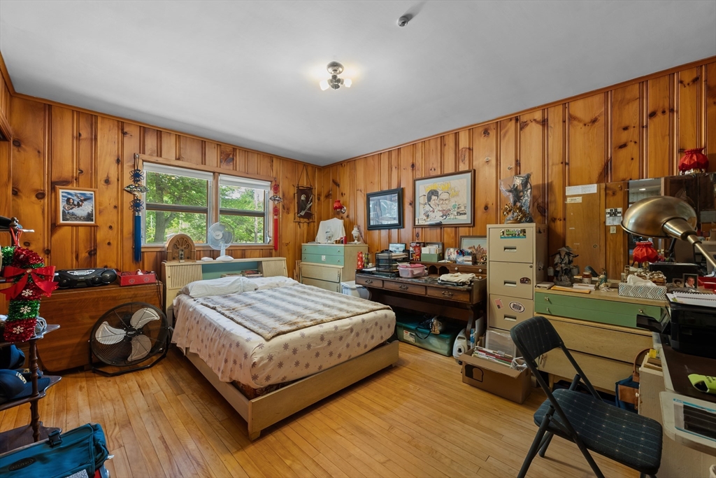 20 Indian Point Road Webster, MA 01570 - Photo 14 of 26