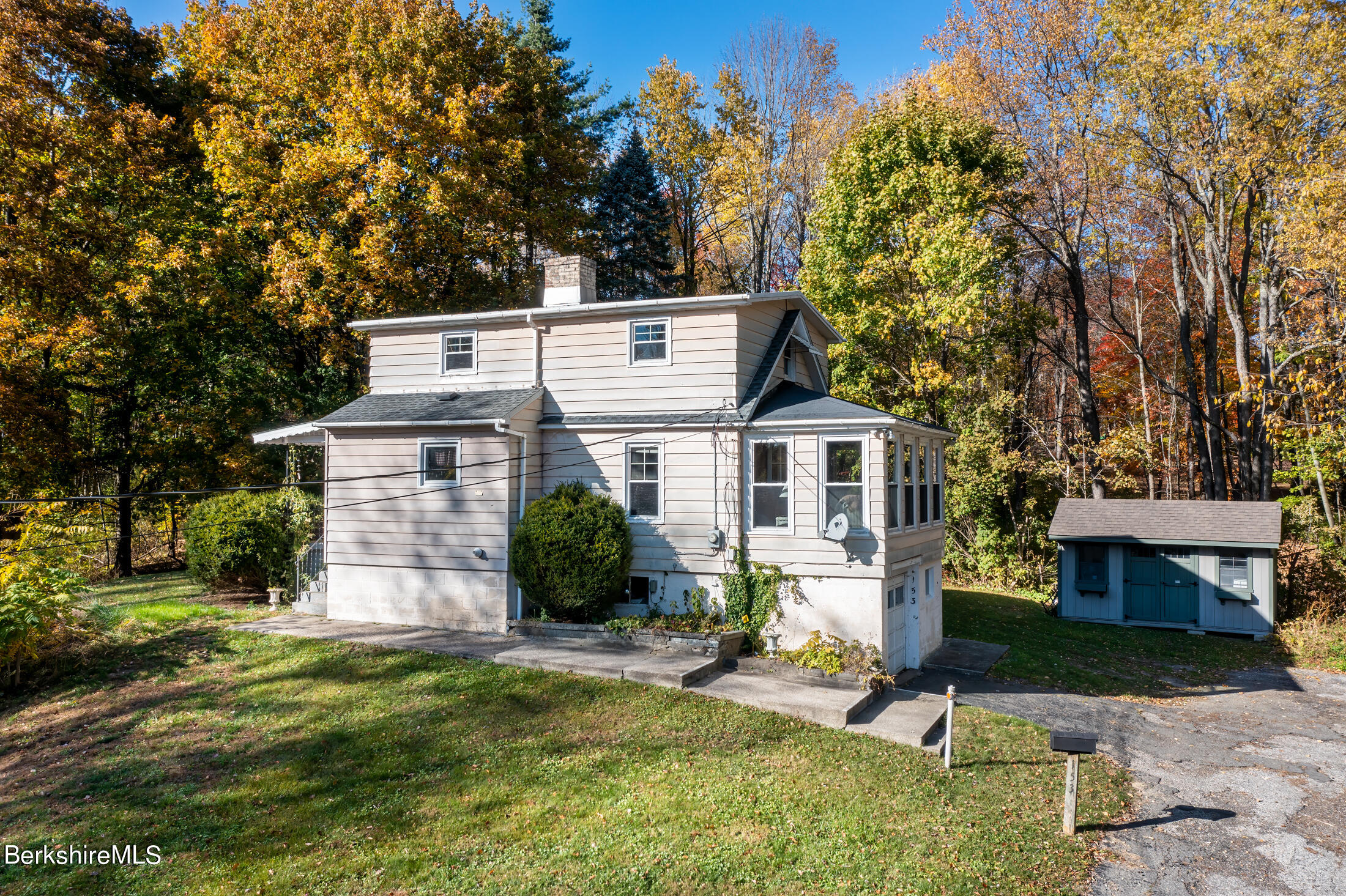 153 Shadowland Cove Road Cheshire, MA 01225 - Photo 18 of 22 driveway